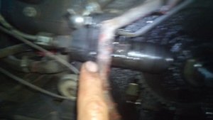 Мототрактор ремонт двигателя R 185 , замена регулятора оборотов давления масла и возможно шестерни