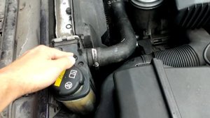 БМВ Е34 Крышка радиатора (БОЛЬ) BMW E34