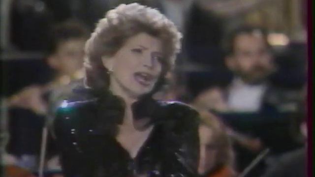 Mady Mesplé sings La Dame de Monte-Carlo смотреть онлайн