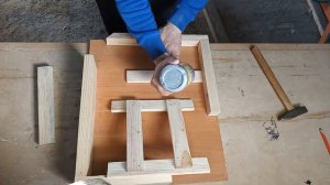 Подставка для больших цветов. Подиум. Напольная подставка из дерева для цветов . Support for flower