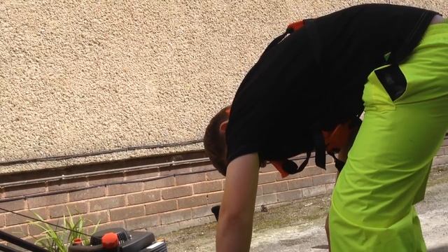 time to fill the mower/strimmer with some petrol смотреть онлайн