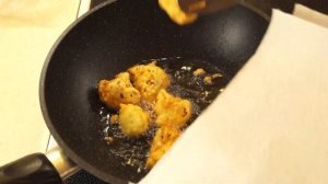 Цветная капуста в кляре на минералке. Цветная капуста в сметане под сырной корочкой.