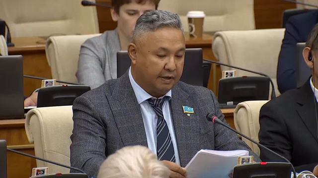 Азат Перуашев: Политическая монополия покрывает монополии в экономике