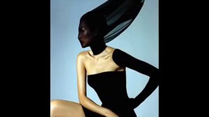 (Helmut Newton)Искусство -Хельмута Ньвтона  ! Голое искусство  . Натурализм  .