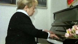 Александра Пахмутова в доме музее Тихона Николаевича Хренникова