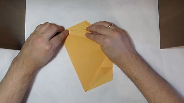 Классный оригами самолетик из бумаги