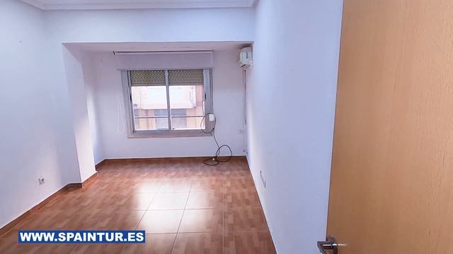 Квартира БЕЗ МЕБЕЛИ в Аликанте, 3 комн , 1 этаж, свой дворик, район Carolinas Altas, Недвижимость в