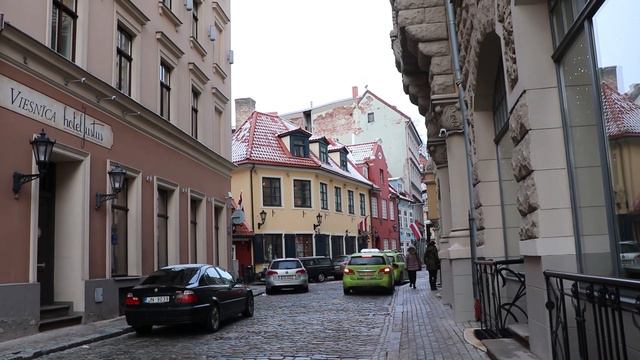 Jauniela street Riga (Latvia) Улица Яуниела - Цветочная улица