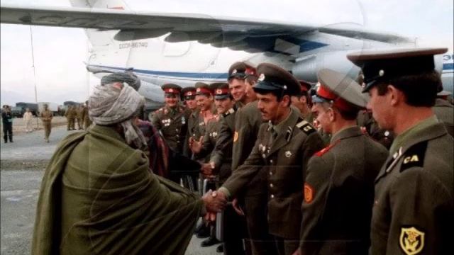 Парень со смешной фамилией-КОЗЛОВ, муз.,аранж.,исп. -АРТУР БУЛАТОВ(Уфа), стихи-А. ФЕДОРИШИН(Гродно) смотреть онлайн