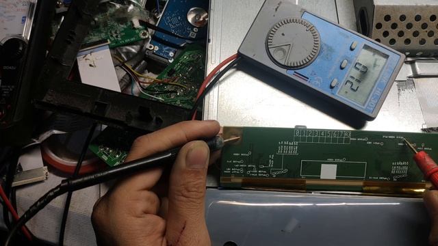 cách sửa chữa màn hình máy tính để bàn bị sọc. nhanh và dễ hơn các bạn tưởng смотреть онлайн