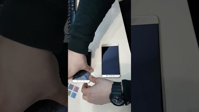 Как переклеить защитное стекло с телефона на другой телефон смотреть онлайн