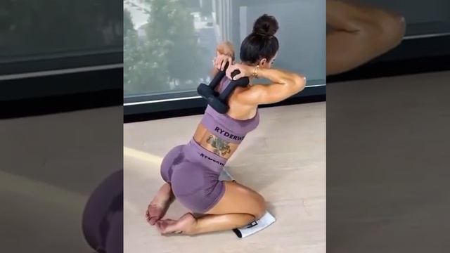 УДИВИТЕЛЬНО ? попа и ноги ? ТОЛЬКО гантели смотреть онлайн