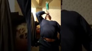 ШОК!ШОК!ШОК! ВЫПИЛ ЗАЛПОМ 1 ЛИТР ВОДКИ