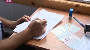 Трактористов экзаменовали на знания правил дорожного движения