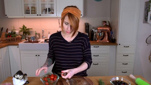 Super lecker: Focaccia selber machen // Süß & Herzhaft 🍕 смотреть онлайн