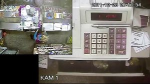 Продавец ВОР. Наталья Колбина 2011.12.28 МИНИ МАГ Южноуральск Россия