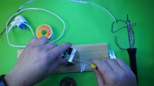 Светильник из обрезков светодиодной ленты своими руками / DIY The lamp of the scrap LED strip.