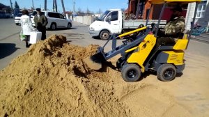 РЕАЛЬНО Самодельный мини погрузчик Helper
