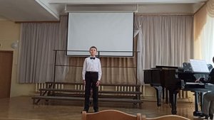 «Звёздная река» из мюзикла «Том Сойер» муз. В. Семёнова