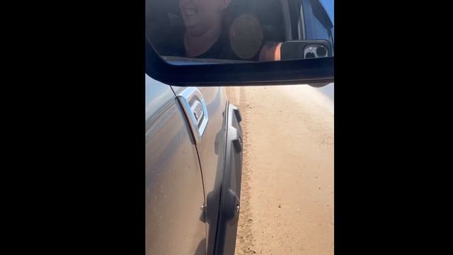 4WD on the beach in a GWM Cannon X - Crystal Creek Nth Qld смотреть онлайн