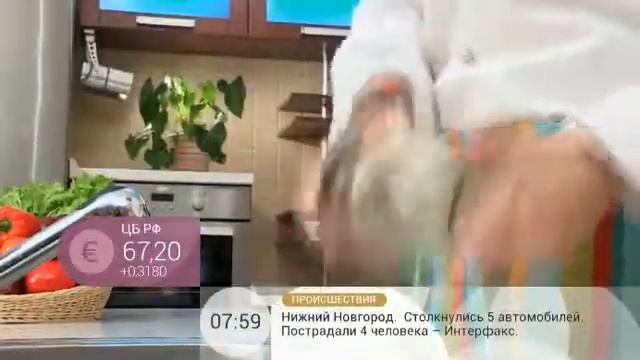 Как быстро почистить много чеснока смотреть онлайн