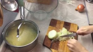 Пирожки простой рецепт, всего кефир, сода, соль, мука и любая начинка. Бабушкины пирожки! Вкуснятин