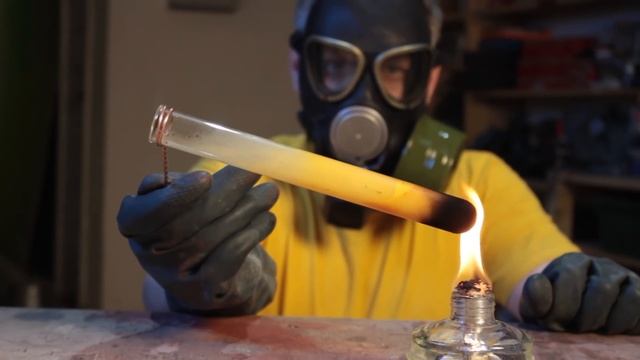 ? ХОЛОДНЫЙ ОГОНЬ. Хемилюминесценция. Эксперименты с фосфором. смотреть онлайн