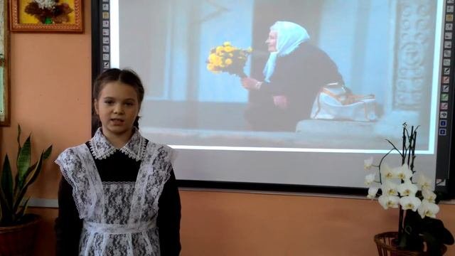 Кучерявых София читает стихотворение Голод души Автор неизвестен.#страначитающая