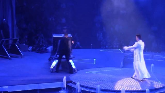 Цирк на воде, иллюзионист. смотреть онлайн