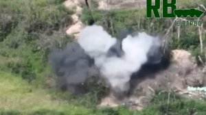 Бои на Торском выступе: FPV-дроны вооруженных сил уничтожают боевиков ВСУ в их окопах