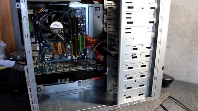 Очередная БИЧ сборка на XEON L5408 для игрулек! смотреть онлайн