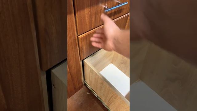 Виготовили Кухню #1DIY #diy #изготовление #кухня #кухнямечты #кухняplus #кухнядлявсех #кухнябезруче