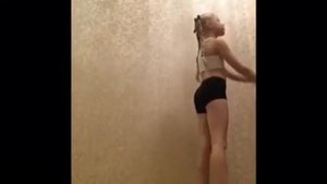 Как научится стоять на локтях//видео урок