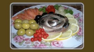 Красивое оформление салатов и закусок. Красиво,а главное вкусно .