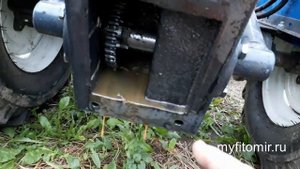 Ставлю переходную плиту для плуга