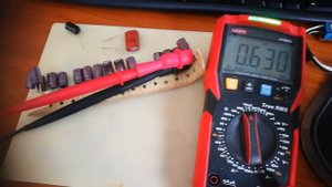 Мультиметр Uni-T UT89XD Замер ёмкости конденсатора