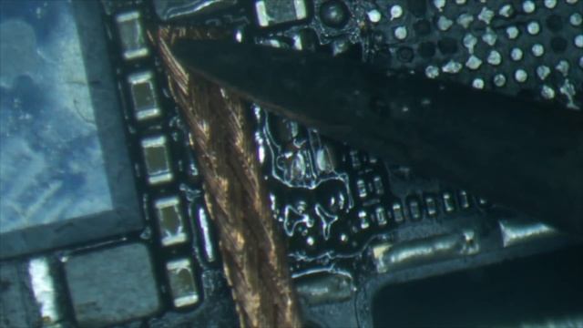 Снятие SMD компонентов на плате iPhone феном - 3 способами.  Уроки пайки