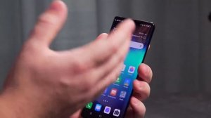 САМЫЙ БЕЗРАМОЧНЫЙ СМАРТФОН УЖЕ ТУТ