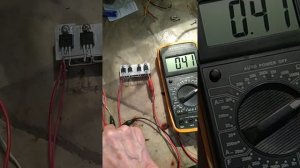 Супер простой регулятор напряжения для блока питания.