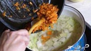 Борщ с черносливом