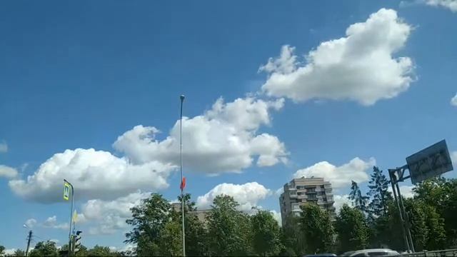 Поездка на автобусе / Гуляй Со Мной смотреть онлайн