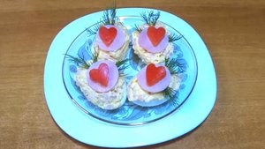ФАРШИРОВАННЫЕ ЯЙЦА украсят праздничный стол. Четыре рецепта.