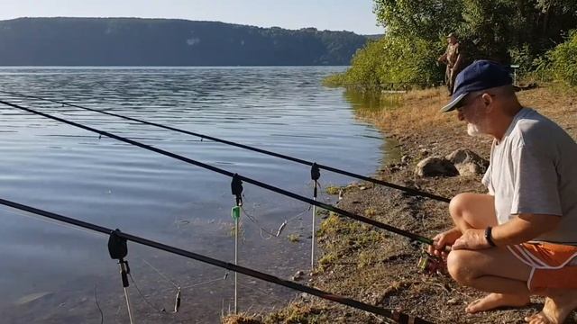 Днестр, Калюс. Лещ, карась на кашу и кук. смотреть онлайн