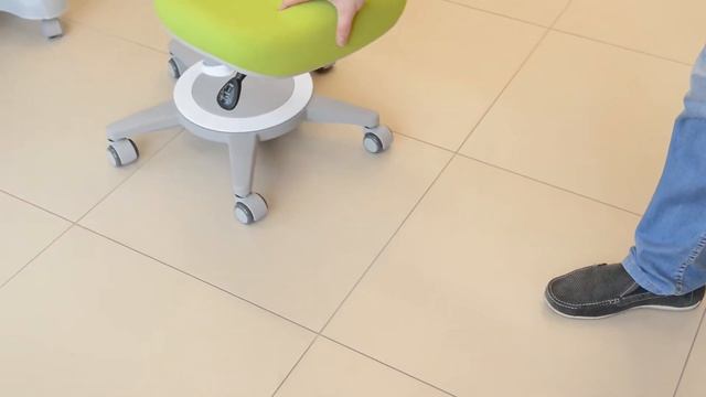 Mealux Cambridge (Y-410) Регулировка детского кресла смотреть онлайн