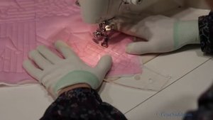 Машинная стёжка в клеточку по линейке на свободном ходу