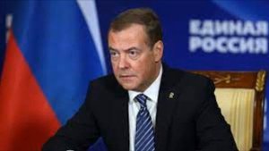 Дмитрий Медведев — краткая биография