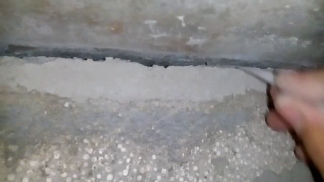 Сквозная щель в районе примыкания перегородки смотреть онлайн