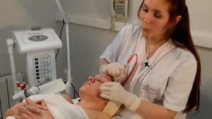 Алмазный пилинг лица, микродермабразия, шлифовка  понятная косметология выпуск