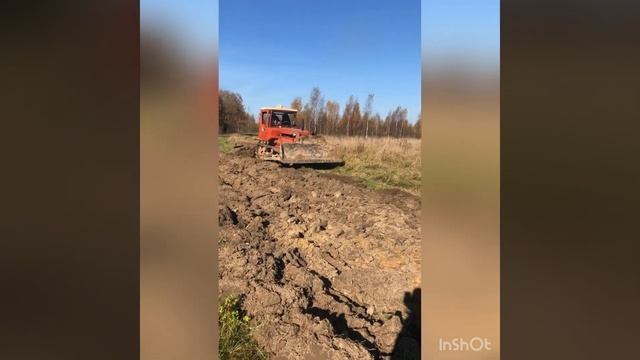 УСТРОЙСТВО ДОРОГИ НА ФЕРМЕ. ВСПАШКА ЦЕЛИНЫ ПЛУГОМ