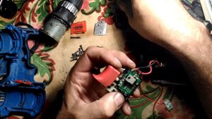 Шуруповерт СОЮЗ ДШС 3314Л, его обзор что внутри и неудачный ремонт.
